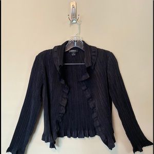 🎉 Veeca textured light cover up/jacket.